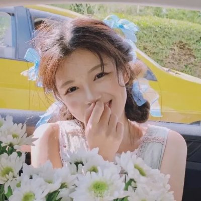 沙滩上的夏娃